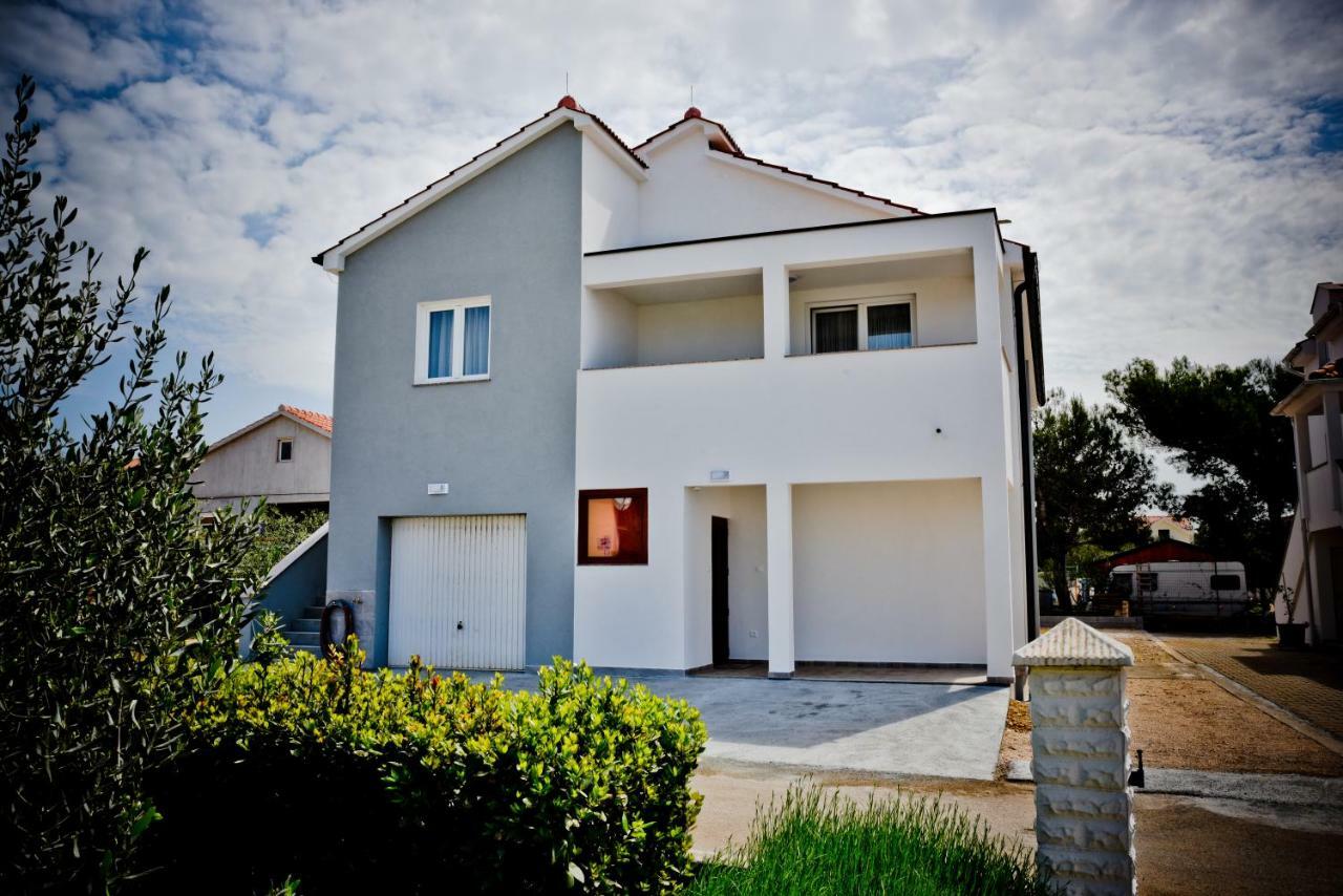 Apartments Mica Vrsi Exterior foto